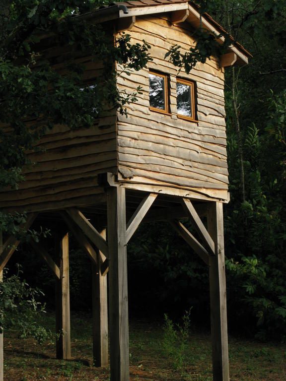 Les Cabanes Du Tertre Urval Exterior photo
