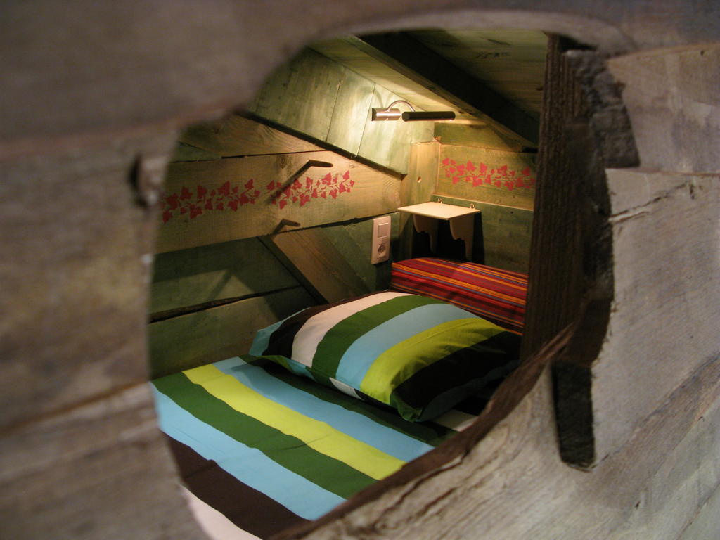 Les Cabanes Du Tertre Urval Room photo